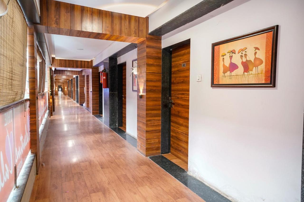 Fabhotel The Valentine - Udhna Road Surat Ngoại thất bức ảnh