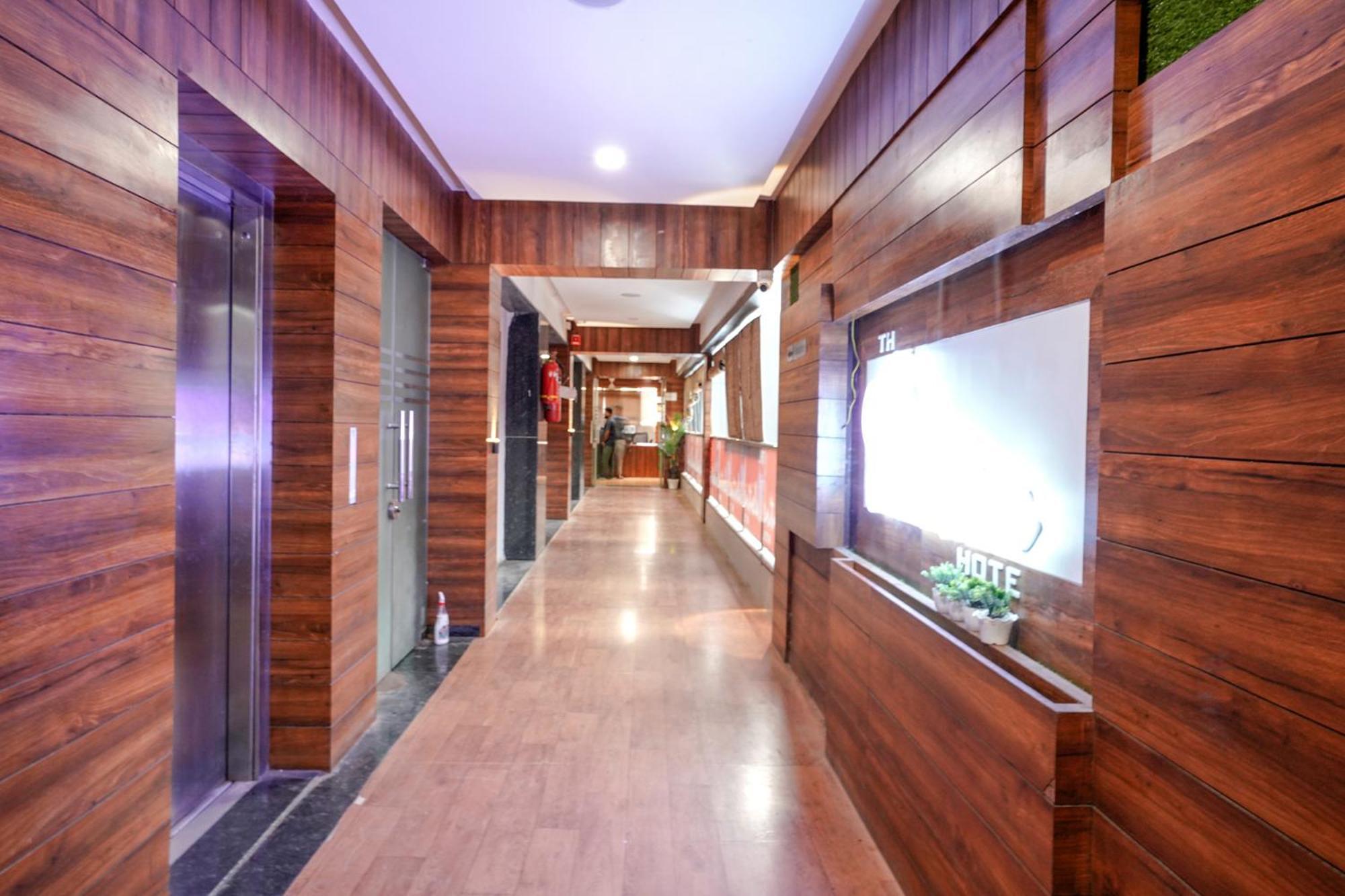 Fabhotel The Valentine - Udhna Road Surat Ngoại thất bức ảnh